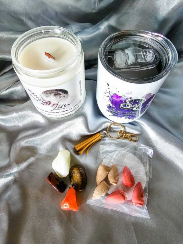 Leo Zodiac Candle Gift Box