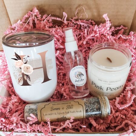 Winetumblergiftboxwithmonogram3-scaled-1.jpg