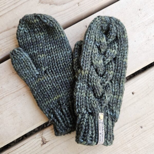 Delta Cable Mittens