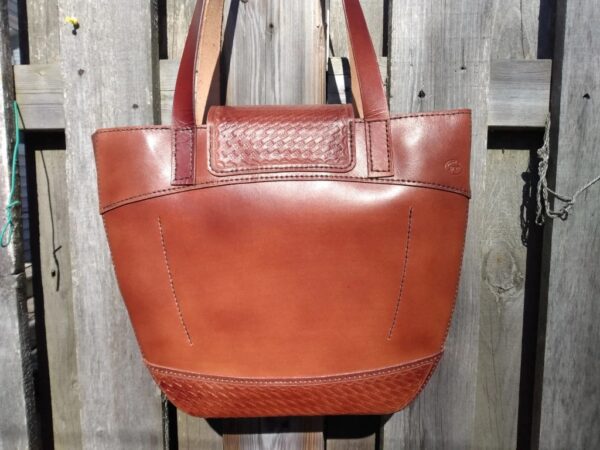 Handmade leather totebag, leather totebag, lined leather totebag, shoulder totebag