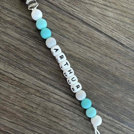 Soother clips