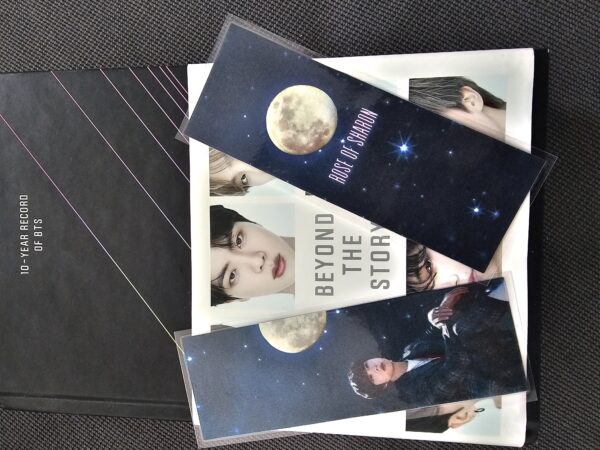 Jin bookmark - Moon
