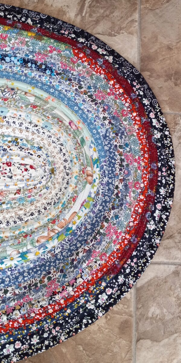 Hand Crafted Oval Jelly Roll Rug Multi Color Floral 24" x 38.5"