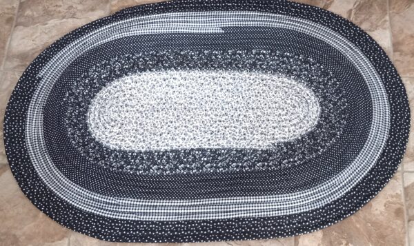 Hand Crafted Jelly Roll Rug Black & White 26" by 40"