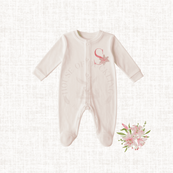Personalized Newborn Gift Set – Embroidered Keepsake Collection