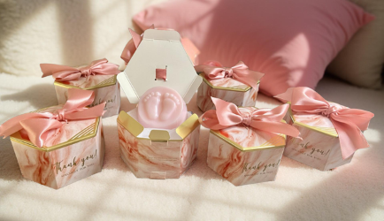Custom Baby Girl Shower Soap Favors / Savons Personnalisés pour un Baby Shower de Fille