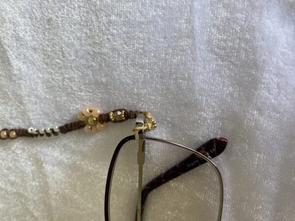 Quilling Love Macrame Brown Eyeglasses handles