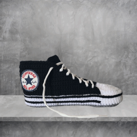 Handmade Crochet Converse-Style Slippers – Unisex, Custom Colors, Cozy Indoor Shoes