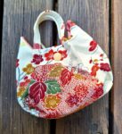 Kimono Cat-shaped Pouch made of Japanese vintage kimono fabric tiny bags with snap buttons antique kimono upcycling