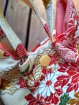 Kimono Cat-shaped Pouch made of Japanese vintage kimono fabric tiny bags with snap buttons antique kimono upcycling