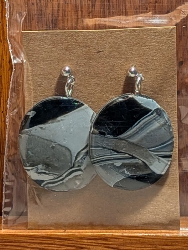 Earrings - Bold. Modern. Uniquely You.
