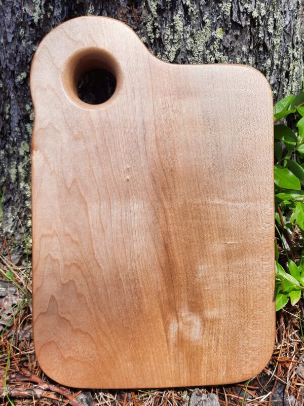 'Heron Dance' wooden cutting board/charcuterie board