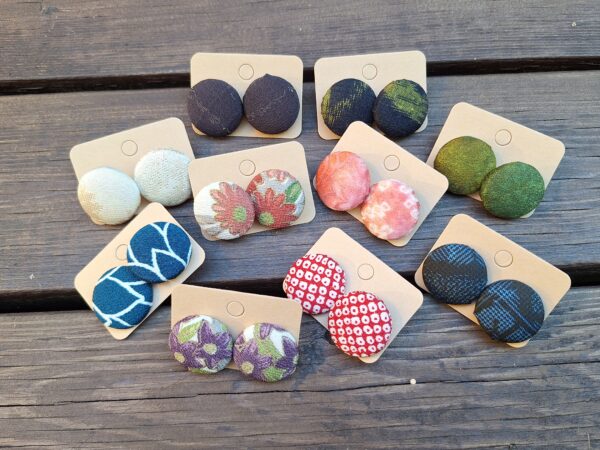 Kimono Fabric Covered Button Earrings | 22mm Japanese Textile Jewelry | made of authentic Japanese Vintage Kimono Upcycled | Handmade in Canada