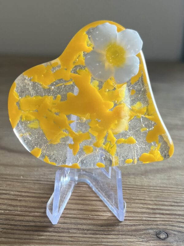 Medium glass pocket heart (swish)