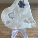 Medium glass pocket heart (swish)