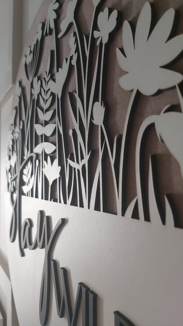 Stay Wild - Decor Round 18"