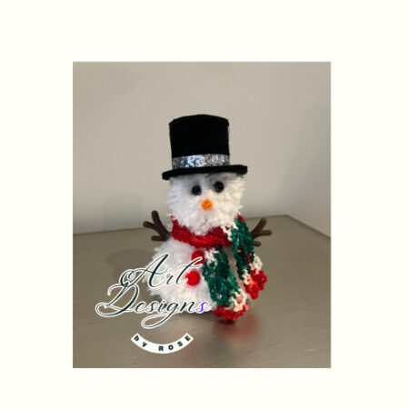 Cute Pom Pom Snowmen & Snowwomen