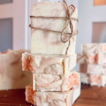 GEMMA exfoliating soap with Himalayan pink salt