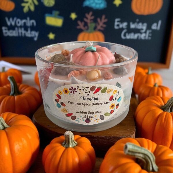 Warm Up Your Home with Botanical Fall Decor - 31.5oz Pumpkin Candle