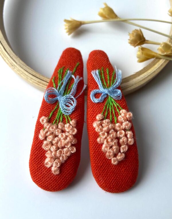 Hand Embroidered Floral Linen Hair Clip – Handmade in Canada