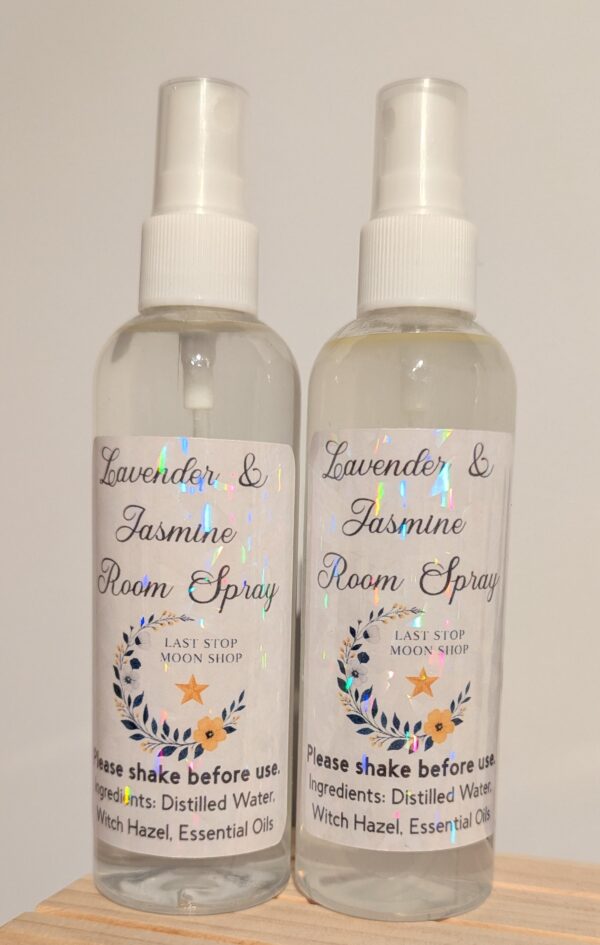 All-Natural Room Spray – Refreshing and Eco-Friendly.