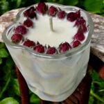 Elegant Botanical Soy Candle with Dried Flowers - Perfect Gift for Mom or Engagement