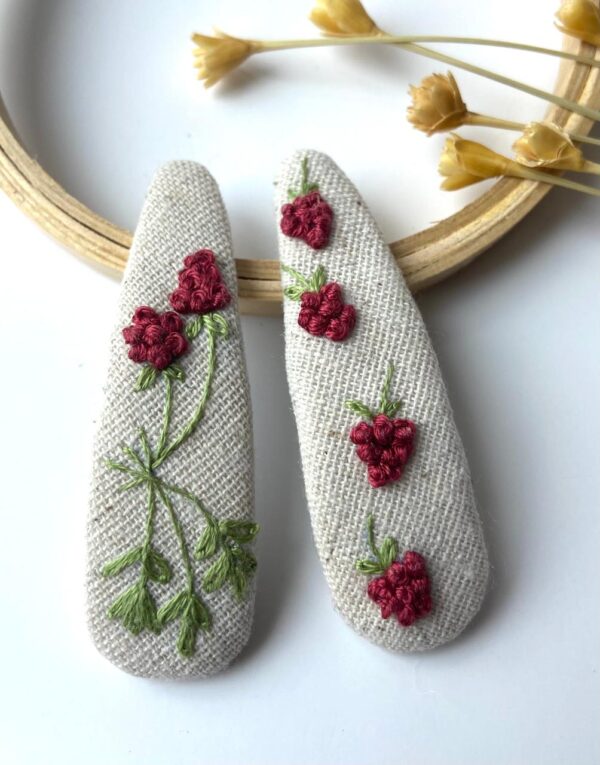 Hand Embroidered Floral Linen Hair Clip – Handmade in Canada