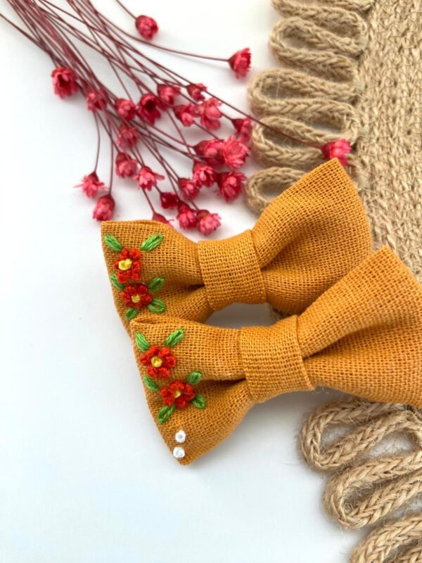 Hand Embroidered Floral Bow Pair – Matching Hair Clips Canada (5 cm)