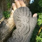Grey 18th Century Scottish Highlands Fingerless Gloves