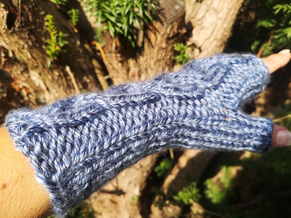Sleepy Hollow Spirit Handmade in Canada Fingerless Knit Gloves Mitten