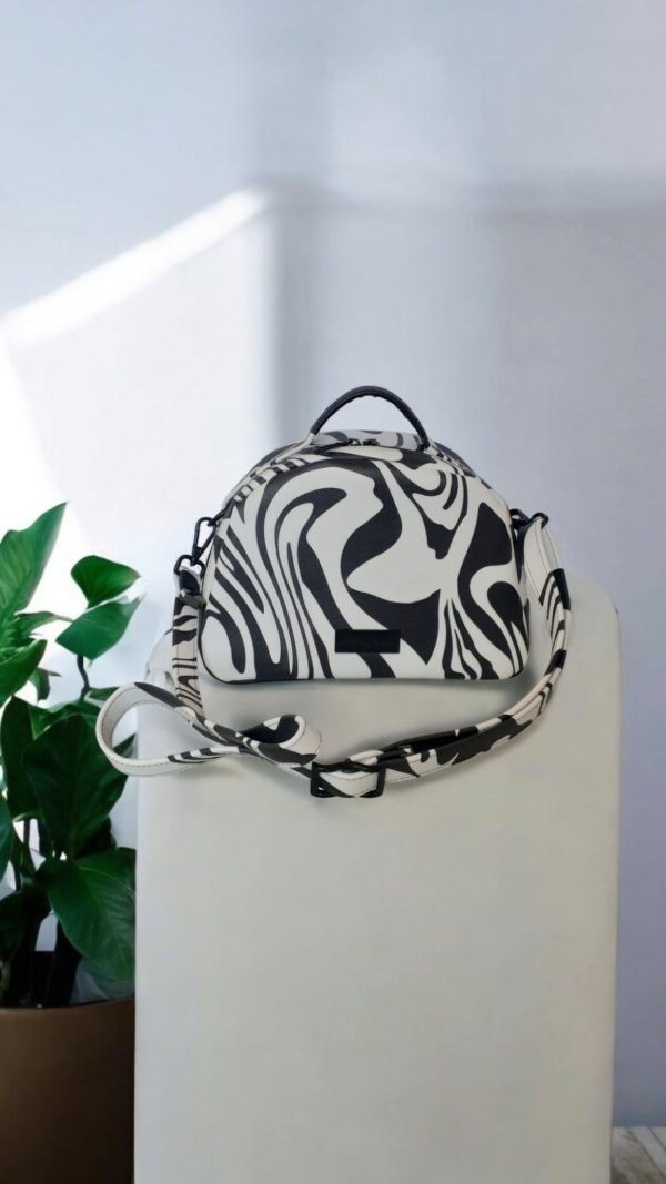 Konin Bowler Purse