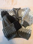 Child's sweater & beanie