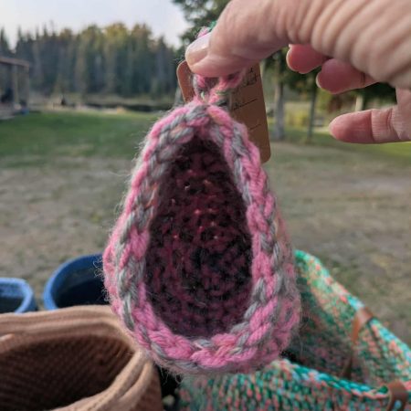 HM145-39 teardrop basket pink.jpg1