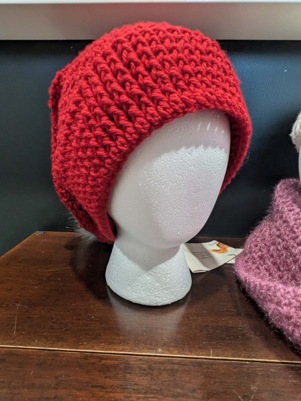 Slouchy Beanie in red with grey pompom
