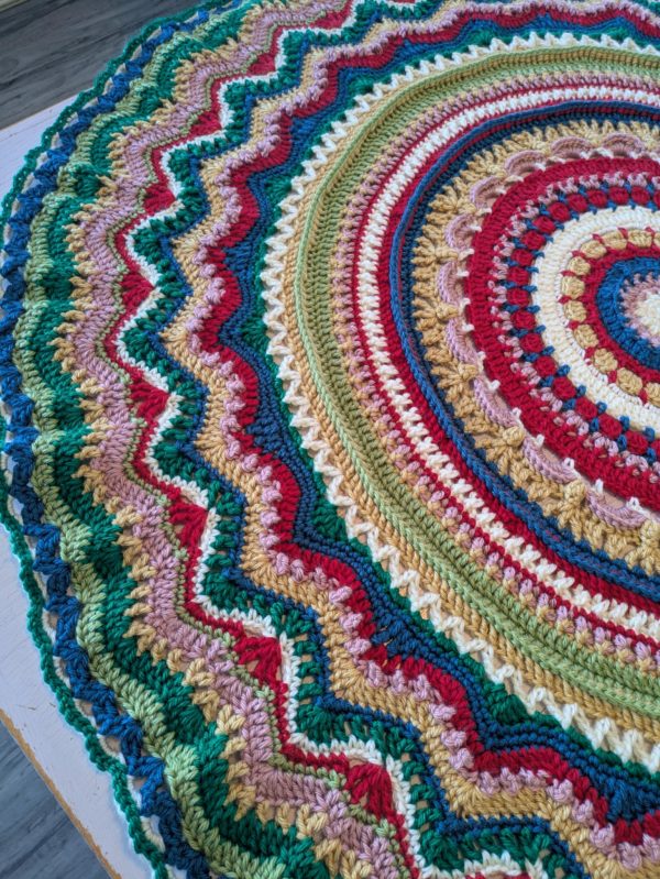 Crocheted Cookie Throw in a perfect circle