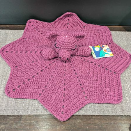 HM59-428 Piggy lovey.jpg1