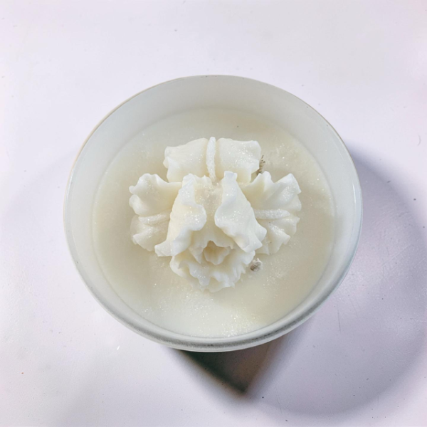 Wedding Guest Table, Decorative White Iris Candle, 24 oz