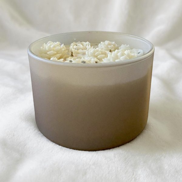 Wedding Guest Table, Decorative White Floral Candle