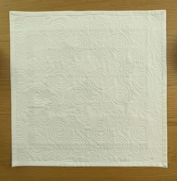 Quilted Star Burst Table Topper