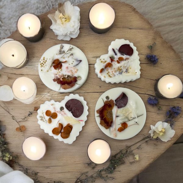 Eucalyptus Soy Wax Sachet: Dried Flower Aromatherapy Closet Drawer Freshener