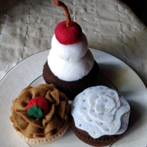Wool Felt Sprinkles Cupcake | Imaginative Play | Tea Party