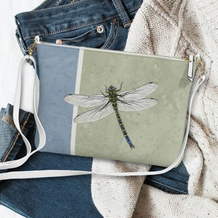 heather-ford-5gkYsrH_ebY-unsplash Final w dragonfly crossbody