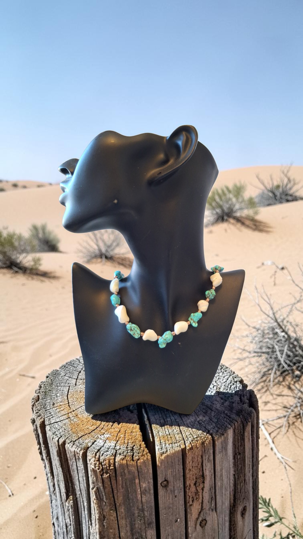 Handcrafted Turquoise & Pearl Choker: Southwestern Charm