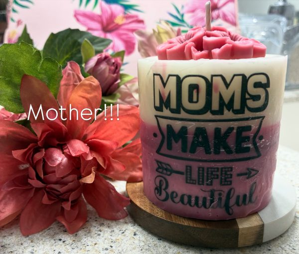 Mom's Candle (by Scents in Fields)